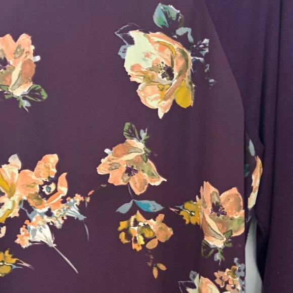 Le Lis Purple Floral Women's Blouse - Picture 7 of 9